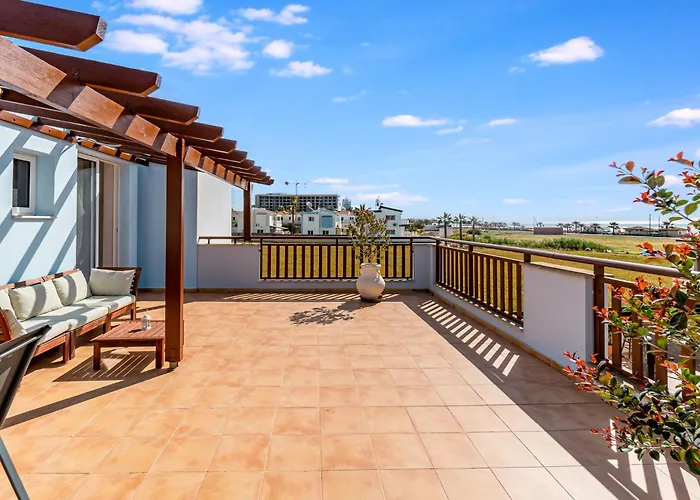 Villa Rosedale By Ezoria Villas